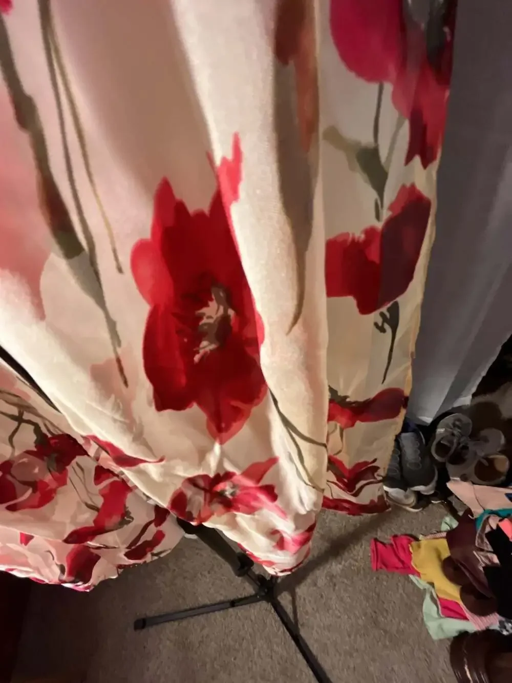Wrapables® Lightweight silk  Poppy Floral Print Long Scarf, White